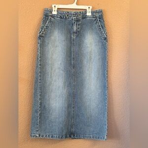 Old Navy Blue Denim Midi Skirt size 2